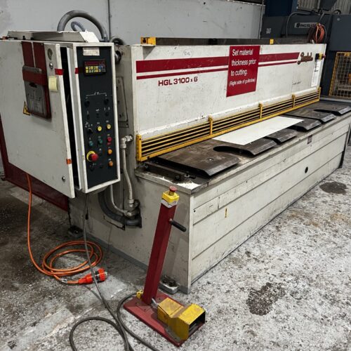 Used Baykal 3mtr x 6mm Hydraulic Guillotine